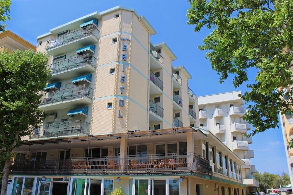 Hotel Bristol — hotel in Misano Adriatico