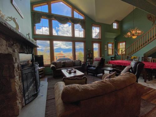 P5 Ski in Ski out rare find Presidential View single family with garage pool table ping pong - photo 24