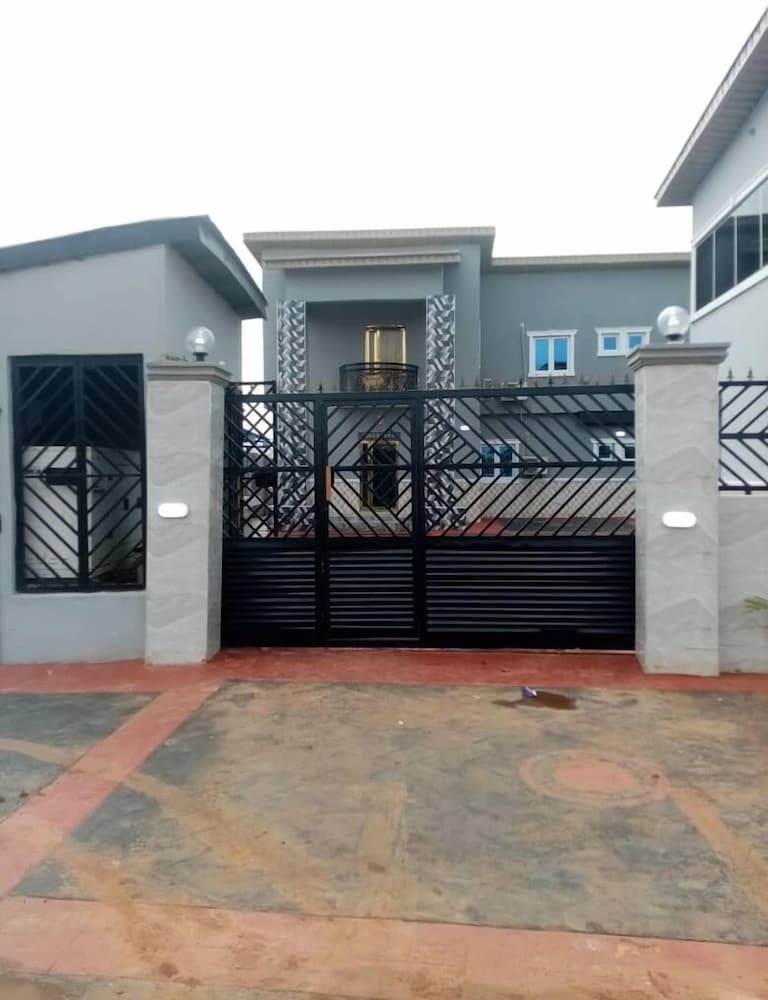 Deep Diamond Exclusive Hotel And Suites in Atan, Nigeria