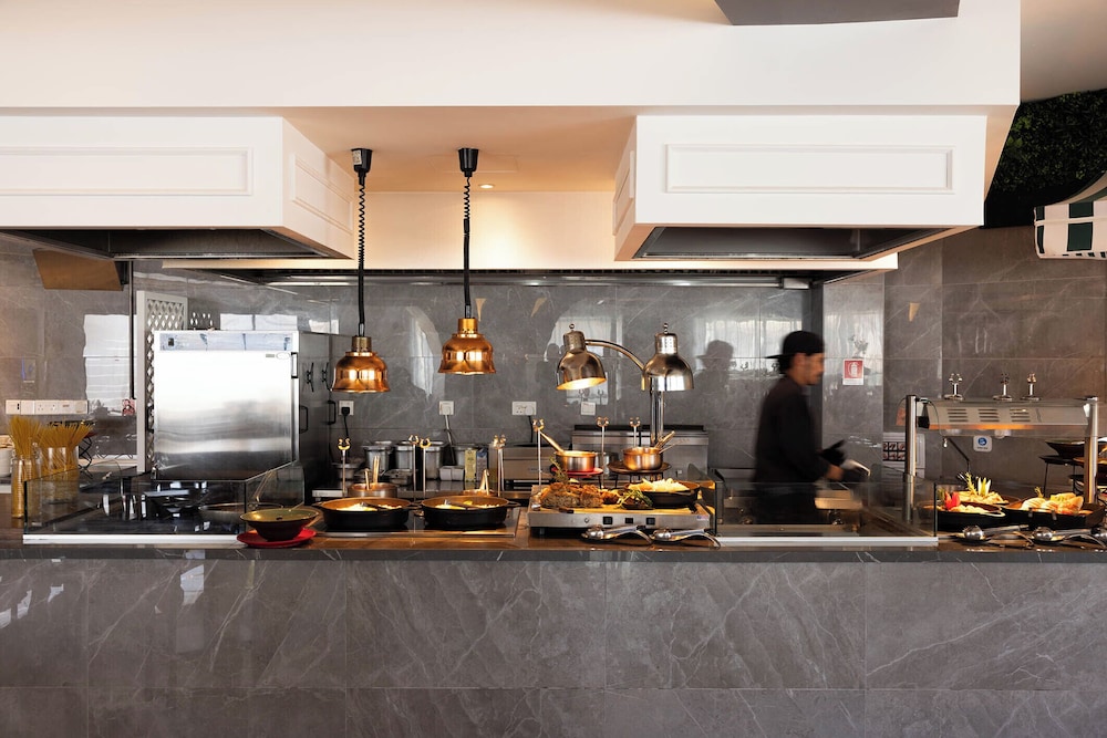 מזון ומשקאות