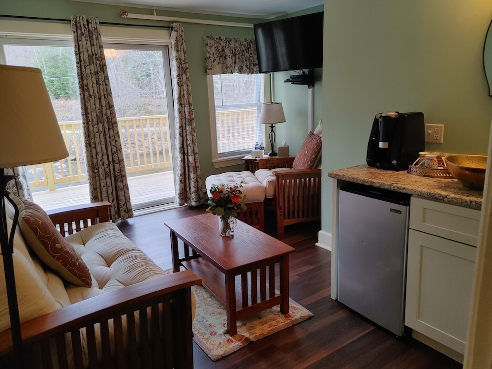 Inn at Ellis River - photo 39