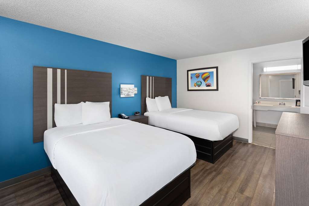 Baymont by Wyndham Selma - photo 13