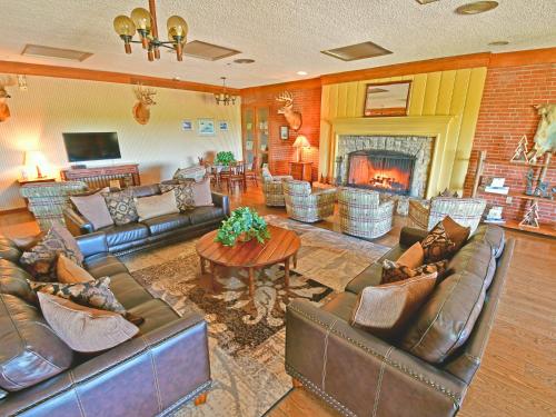 Clifty Inn - photo 8