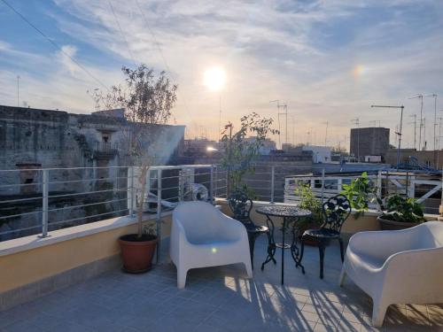Una Corte Sui Tetti di Bari — 4-Star Luxury Hotel in Bari, Italy