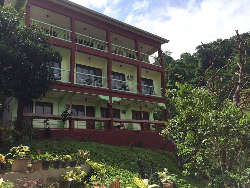 Columbus Inn — hotel in El Nido