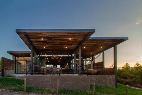 Steenbok farm cottages Kingfisher Cottage — 4-Star Luxury Hotel in Robertson, South Africa