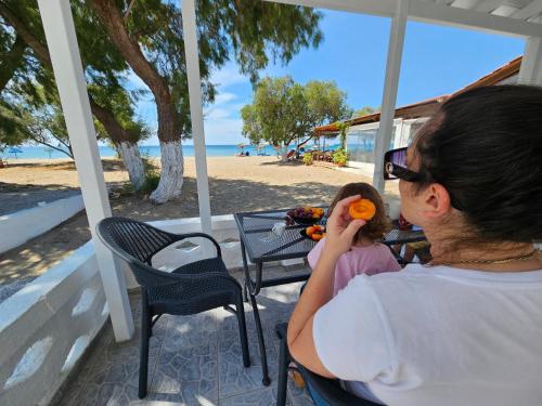 L’ora Blu in Marathokampos, Greece