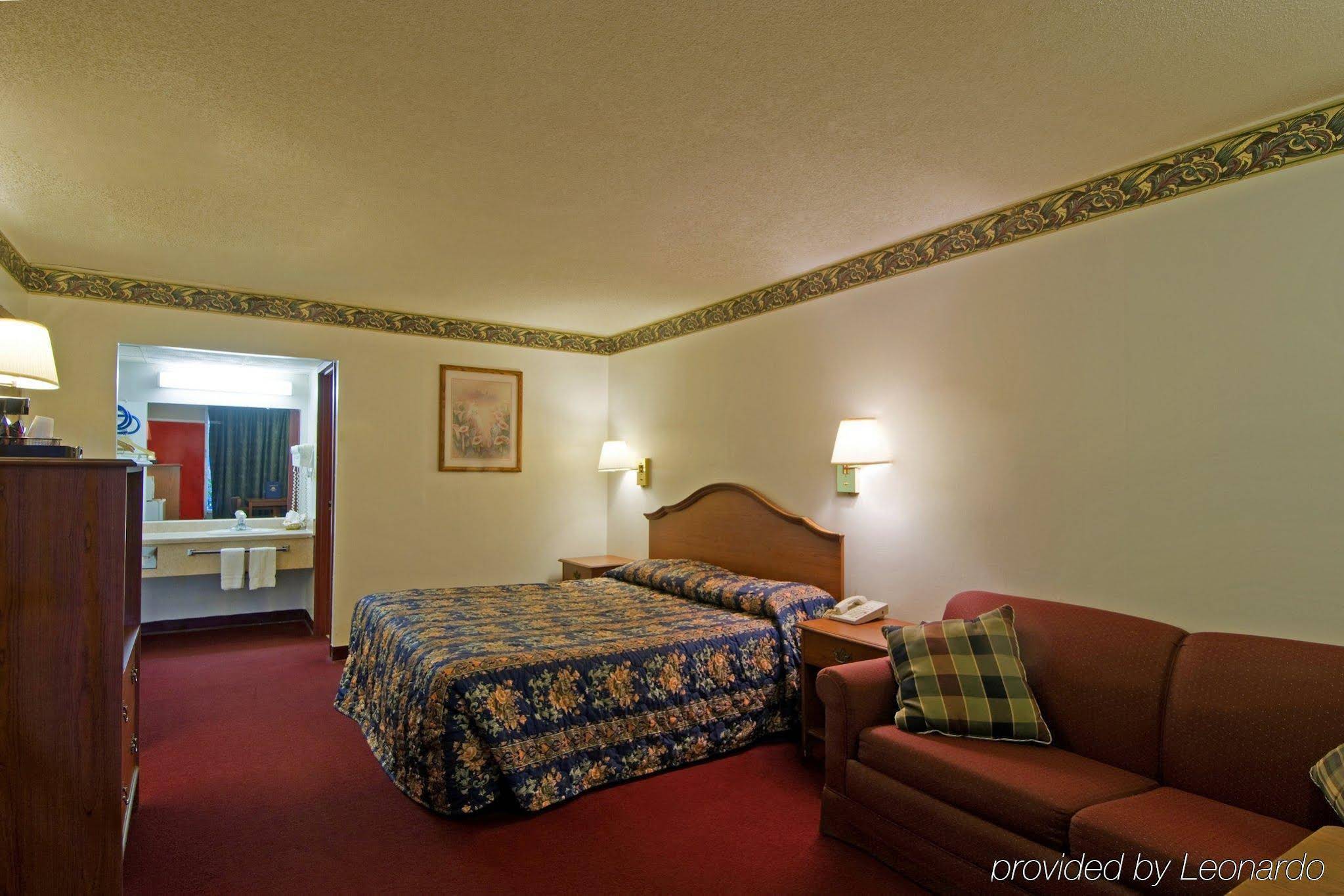 Quality Inn Shawnee - photo 8