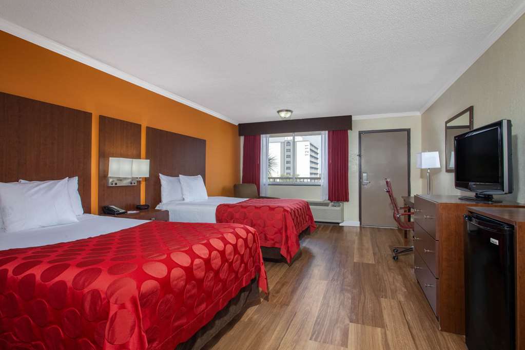 Ramada by Wyndham Tampa Westshore Airport South - photo 24