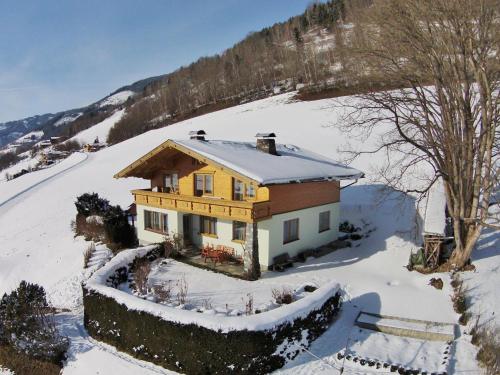Chalet Sandra — 4-Star Luxury Hotel in Piesendorf, Austria