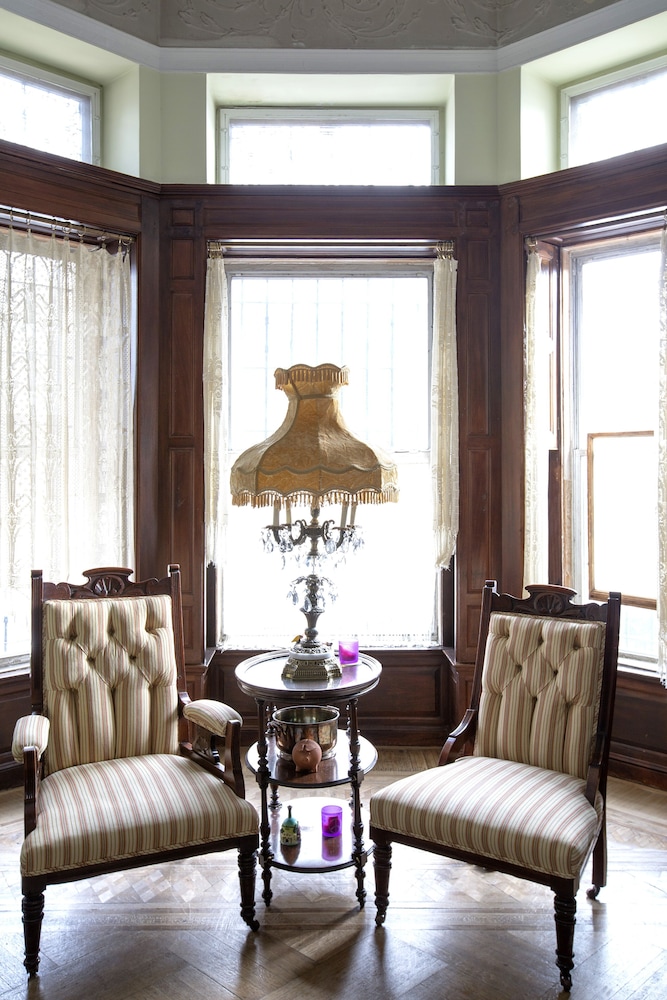 Suites in a Manhattan Mansion - photo 3