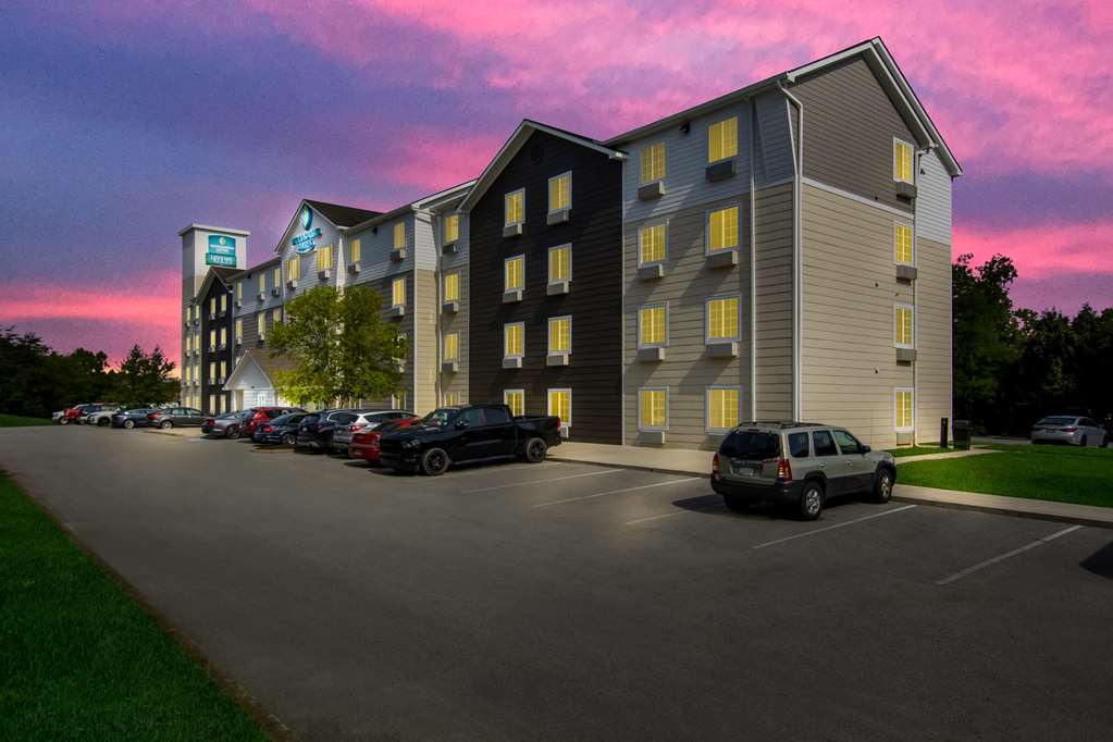 WoodSpring Suites Louisville Southeast - photo 13