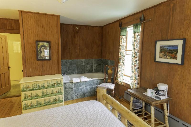 The Woods Inn - photo 59