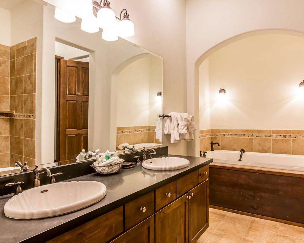 Bluegreen Vacations Big Bear Village an Ascend Collection Resort - photo 17