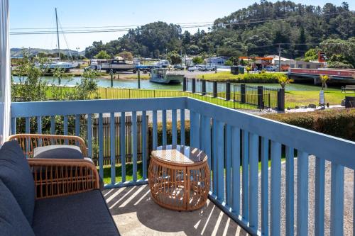 Heart of town — 4-Star Luxury Hotel in Coromandel, New Zealand