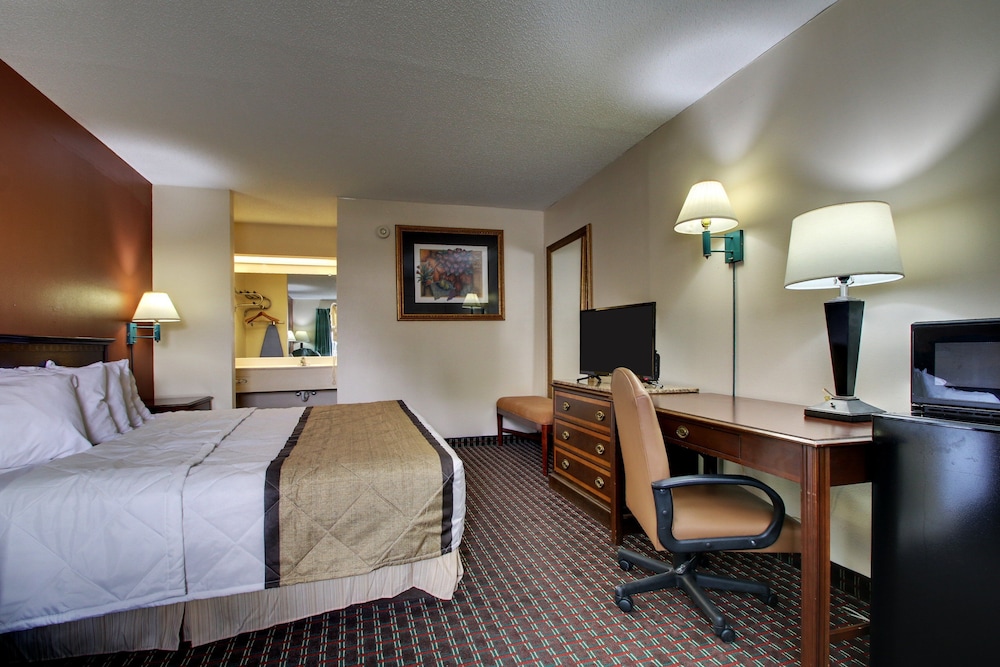 Key West Inn Lafayette - photo 15