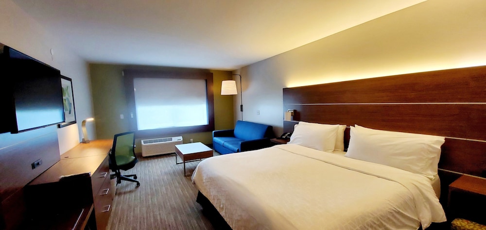 Holiday Inn Express & Suites Rehoboth Beach by IHG - photo 16