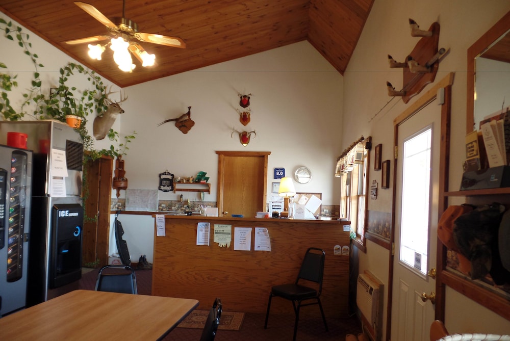 Dakota Country Inn & Suites - photo 2