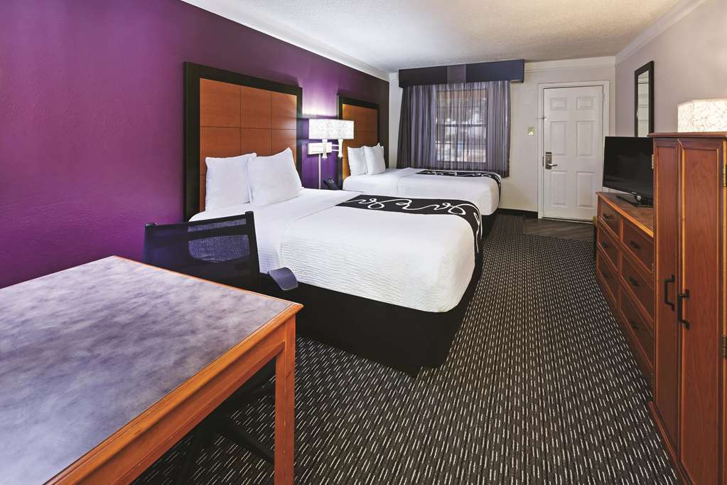 La Quinta Inn by Wyndham and Conference Center San Angelo - photo 11
