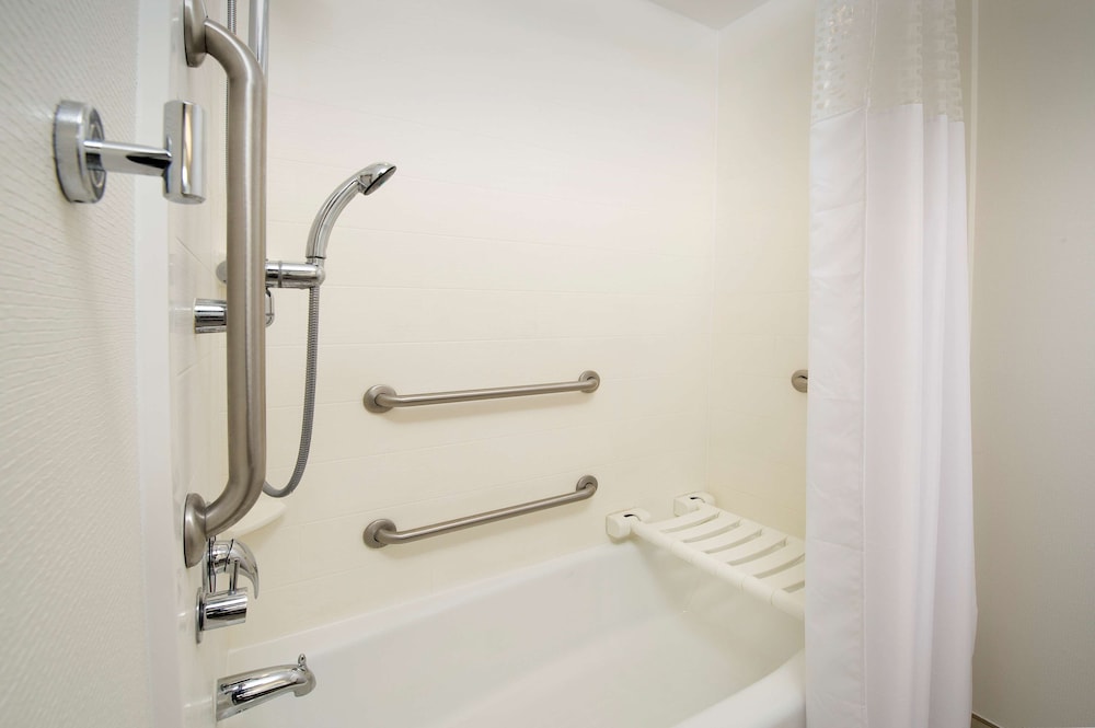 Hampton Inn & Suites San Antonio Northwest Medical Center - photo 14