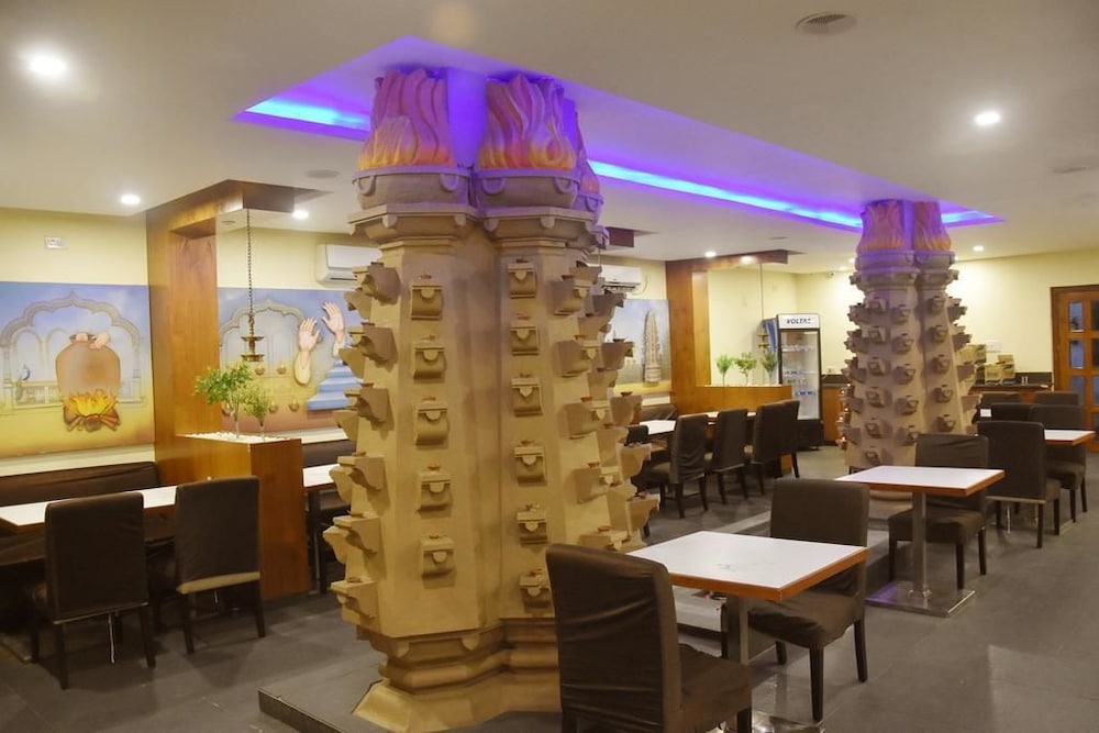 Hotel Sai Shubham in Shirdi, India