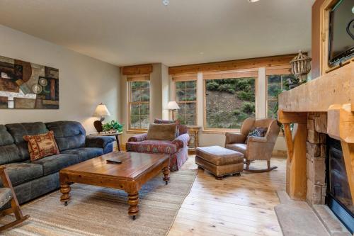 Lodges at Deer Valley #2218 — 4-Star Luxury Hotel in Bridgeport, United States