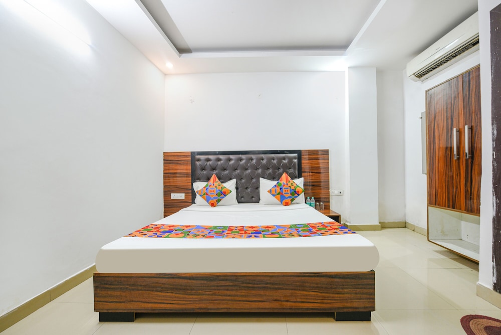 Fabhotel Glorify - carbon neutral hotel in Noida