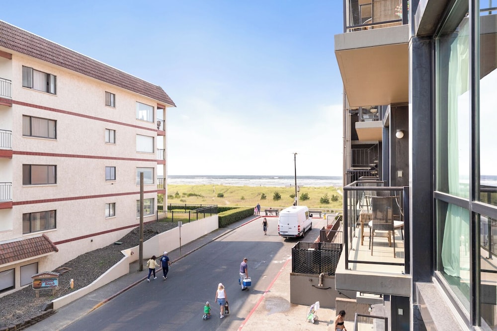 Sand & Sea Resort Condominiums - photo 781