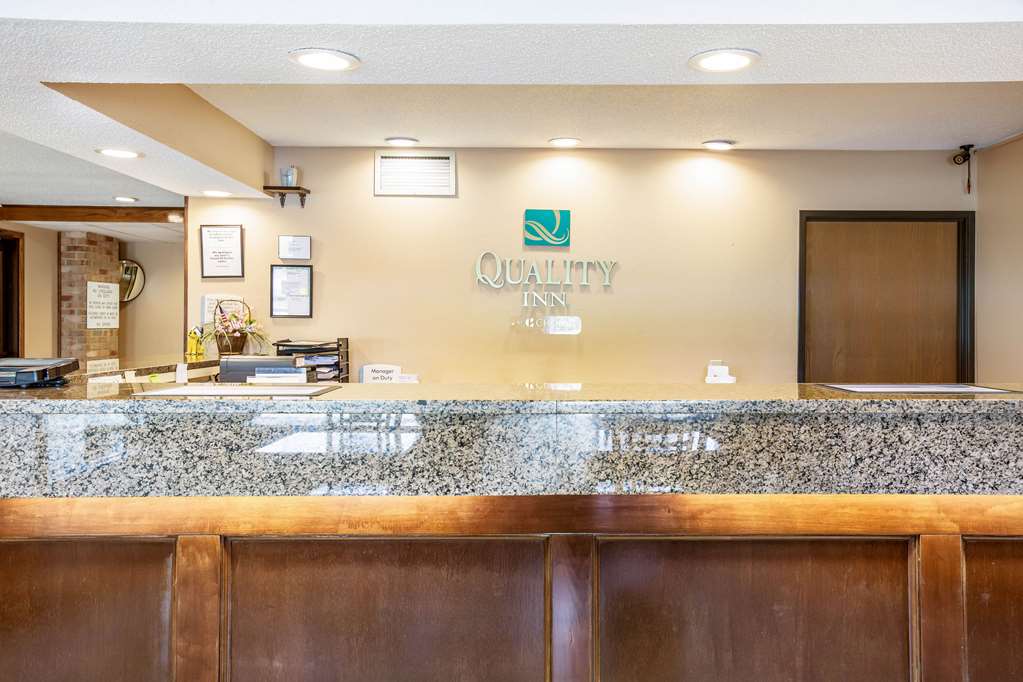 Quality Inn Storm Lake - photo 5