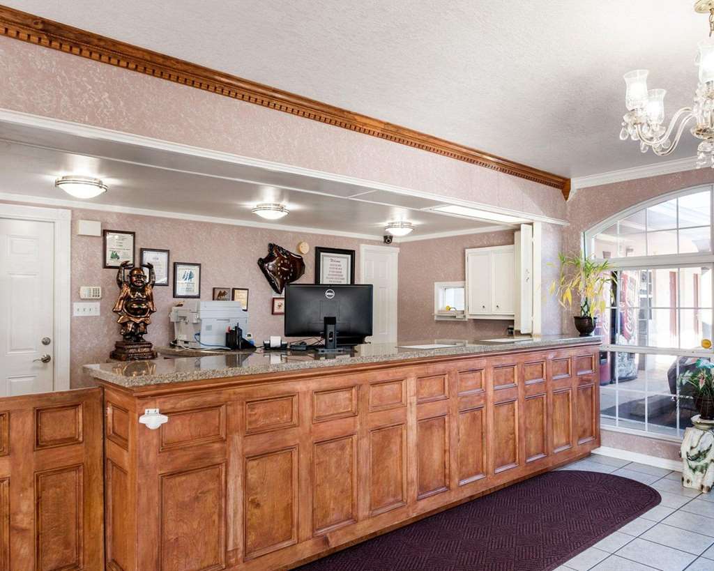 Econo Lodge Jasper - photo 6
