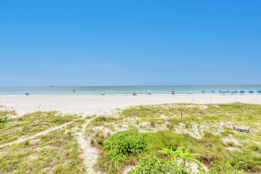 Anna Maria Island Beach Happy direct Beach Front 1br 1br - photo 20