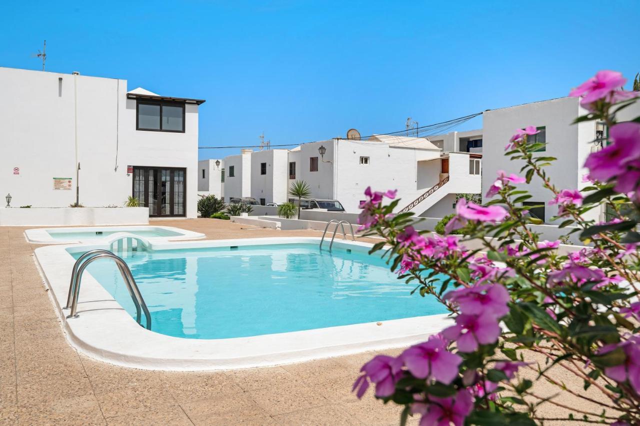 Casa Marina 14 — 4-Star Luxury Hotel in Puerto Del Carmen, Spain