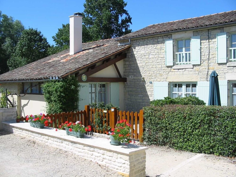 Au Logis du Marais Sauvage — hotel in Saint-Hilaire-La-Palud