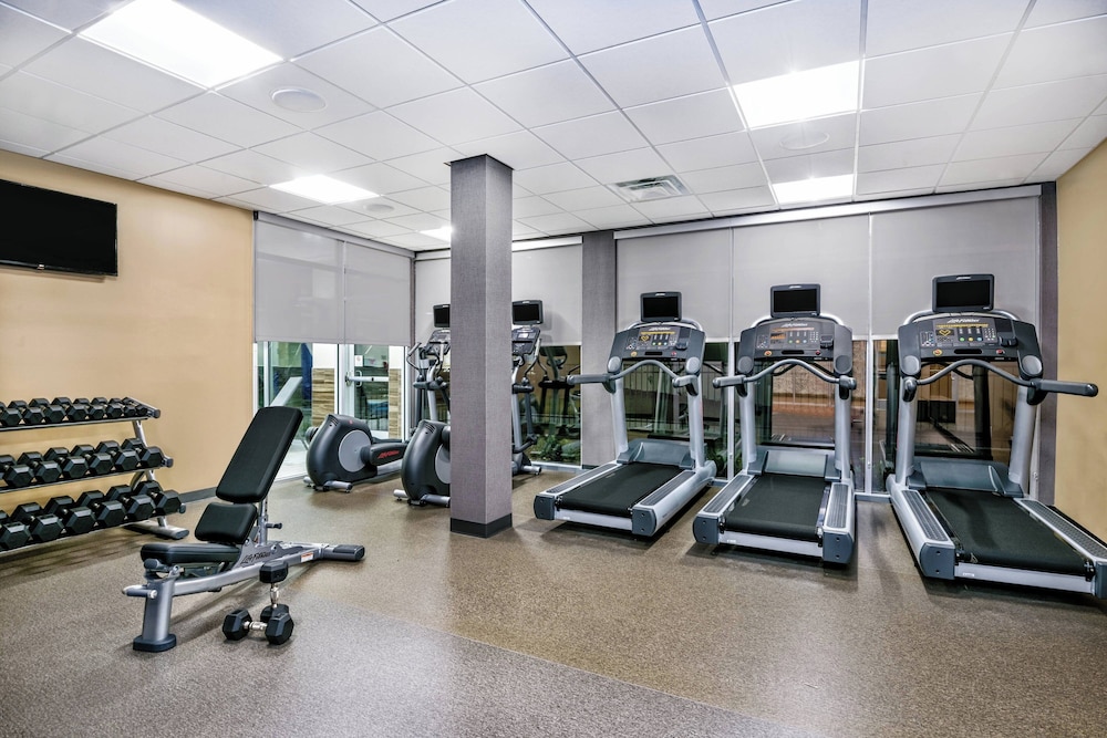 Fairfield Inn & Suites by Marriott Van Canton Area - photo 15