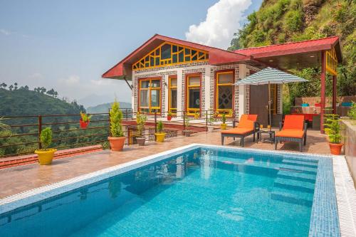 StayVista at Spirits Unplugged with Outdoor Pool Karyali in Shimla, India