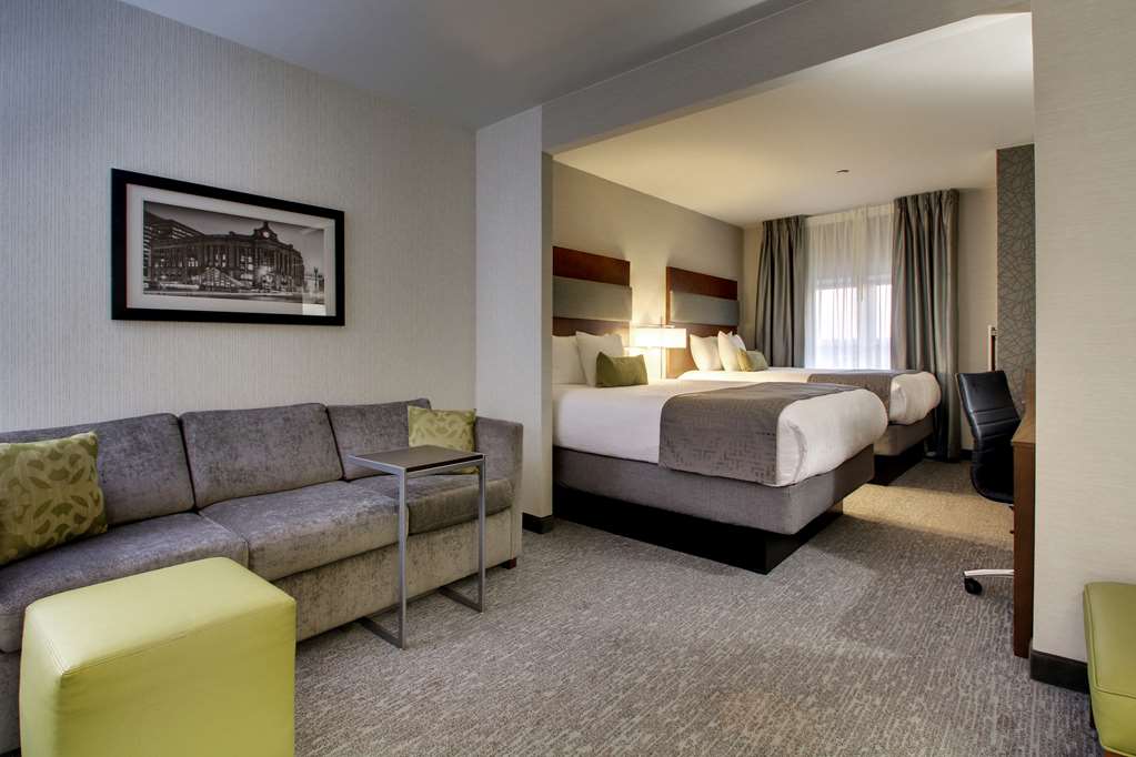 Best Western Plus Boston Hotel - photo 14