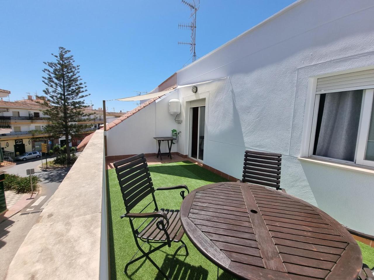 600m De La Playa Terraza Soleada — Salobrena