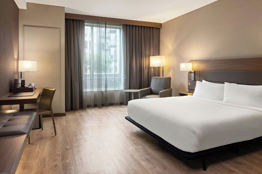 AC Hotel by Marriott Minneapolis West End - photo 17