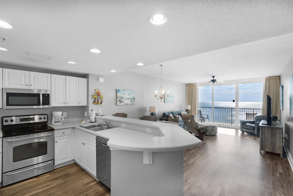 Majestic Beach Towers 2 803 - photo 5