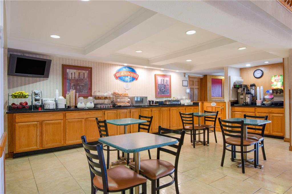 Baymont by Wyndham Plainfield Indianapolis Arpt Area - photo 48