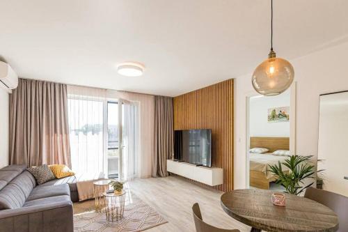Urban apartment with possibility of parking — 4-Star Luxury Hotel in Bratislava, Slovakia