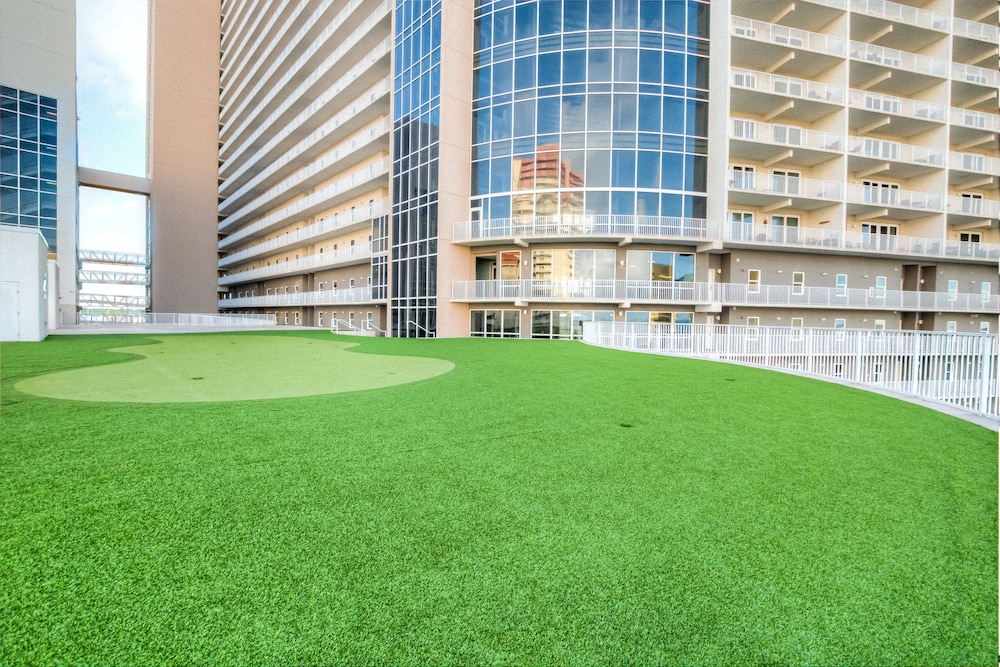 Laketown Wharf Resort by Aneliya's Rentals - photo 869