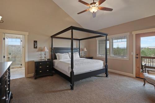 Five Peaks ac hot Tub 5br 3.5ba - photo 34
