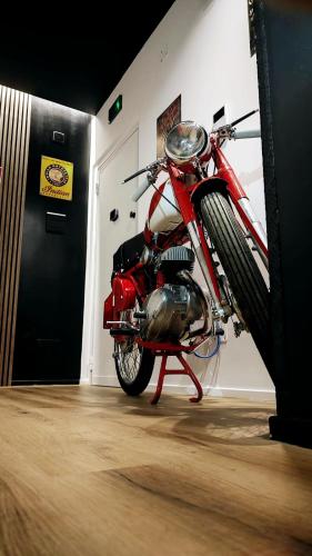 LM industrial apartment & suite — 4-Star Luxury Hotel in Palermo, Italy