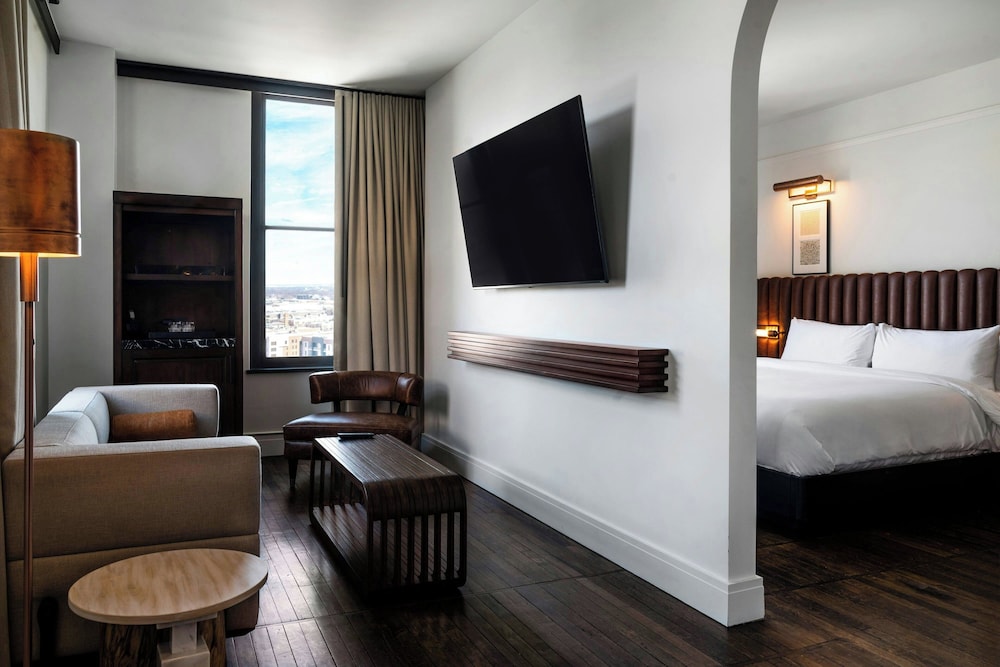 Surety Hotel Autograph Collection - photo 27