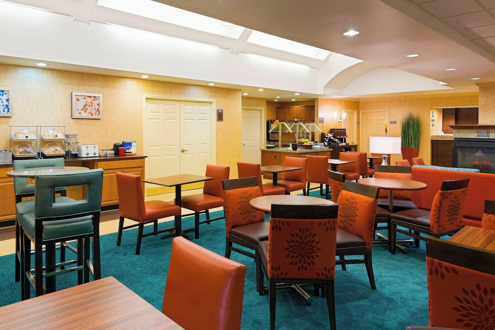 Residence Inn Philadelphia Montgomeryville - photo 3