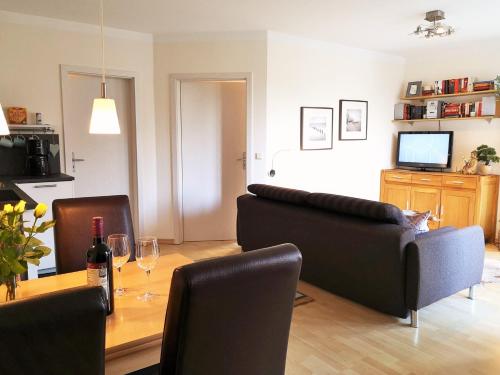 Haus Bernstein Fewo 4 — 4-Star Luxury Hotel in Ostseebad Kuehlungsborn, Germany