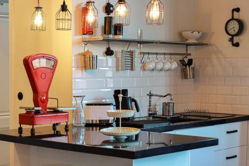 Chic Abanotubani Apt By Wehost