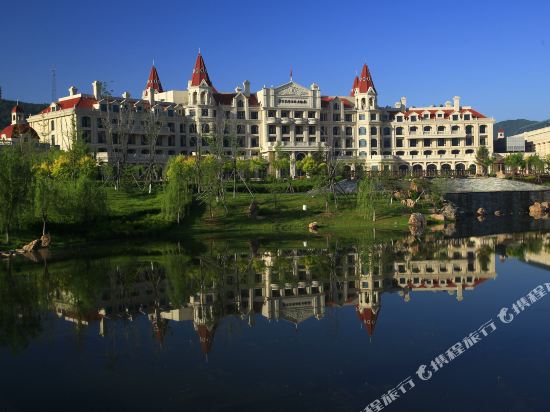 Bihu Hotspring Resort in Liaoyang, People's Republic of China