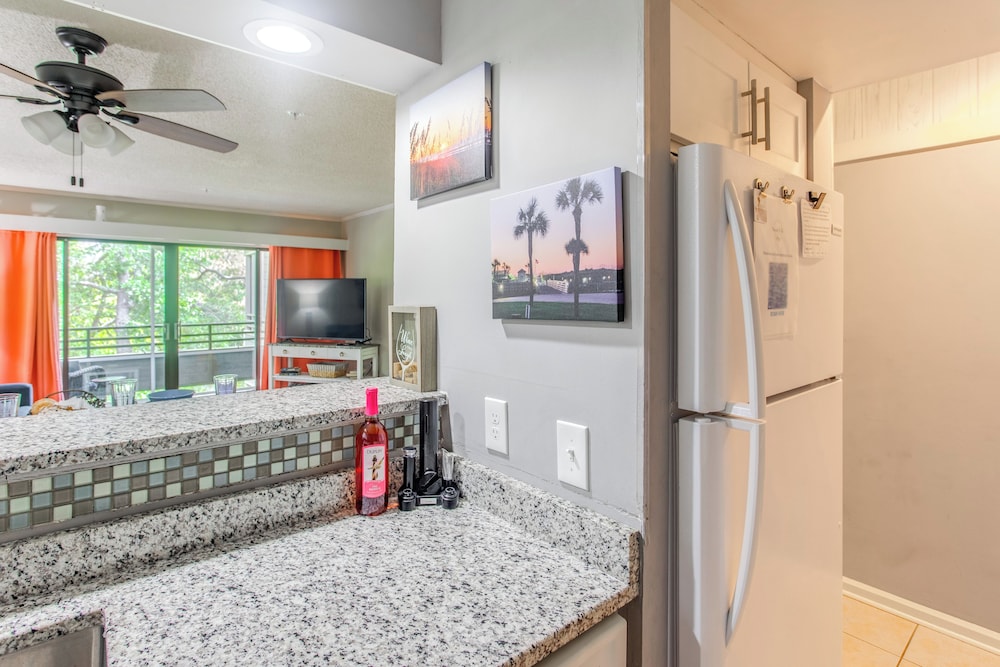 Walk to Beach and Barefoot Landing Resort Condo - photo 16
